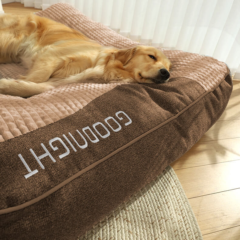 Soft, breathable, and washable pet bed suitable for large dogs—usable in all seasons.