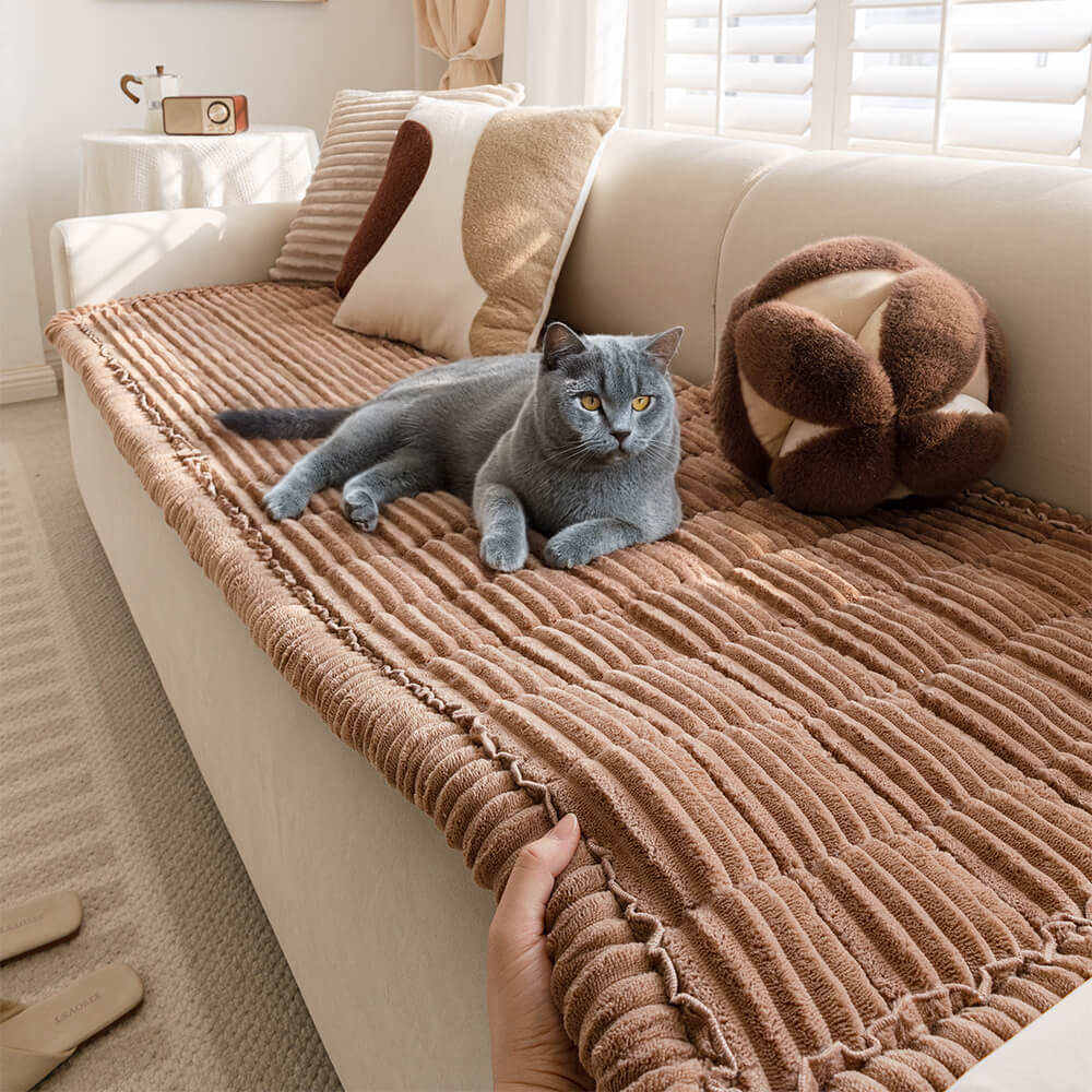 Flannel Plush Pet Sofa Cover, Non-Slip Washable Durable Modern Luxury Sofa Protector